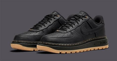 nike air force 1 luxe black